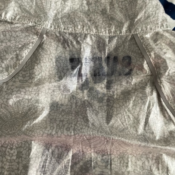 Daisy print cycling Rain Jacket - Picture 4 of 6